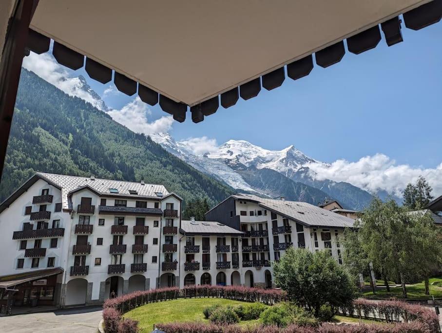 Central Spacious Flat With Private Parking Chamonix Eksteriør bilde
